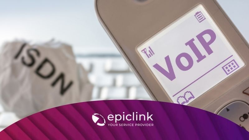 Linea ISDN vs VoIP: scopri differenze tecniche, numerazione, qualità audio, costi e scenari di migrazione. Capisci quando conviene passare alla telefonia IP e come farlo senza perdere il tuo numero